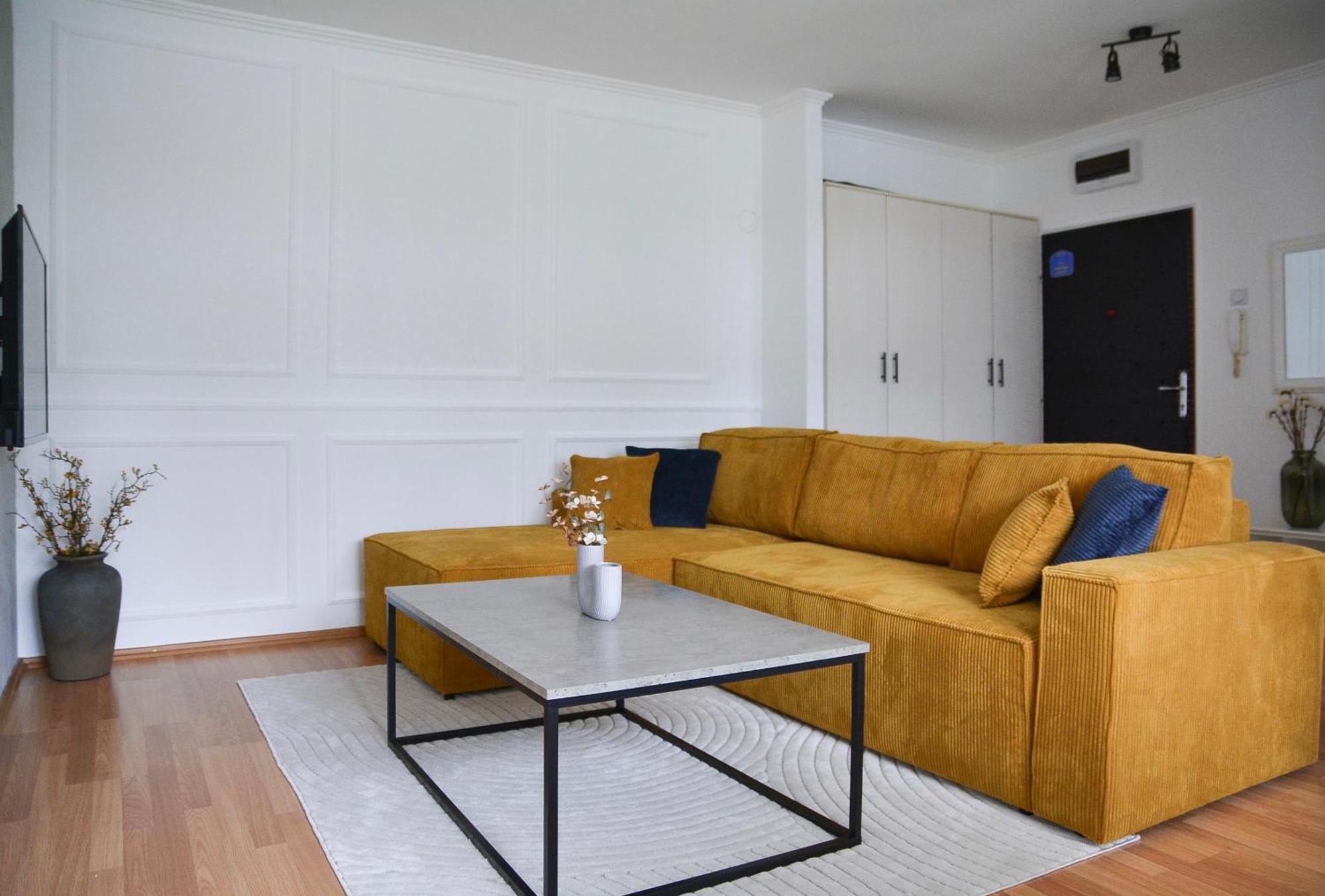 Crown Apartment 4 Σουμπότικα Εξωτερικό φωτογραφία